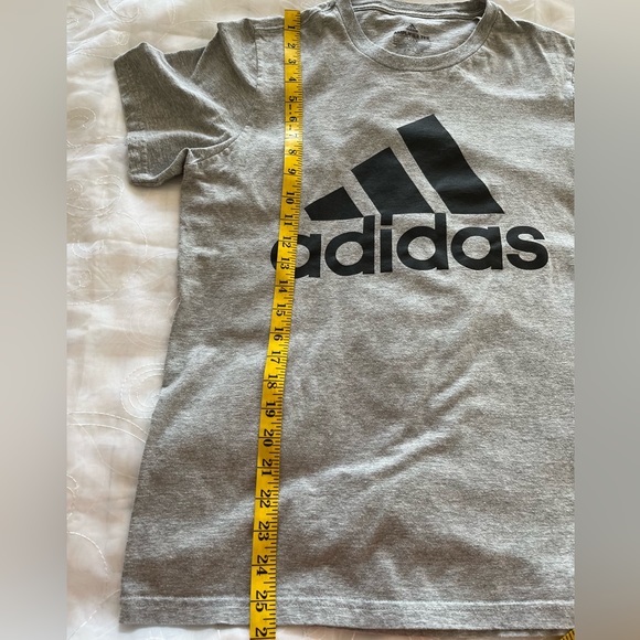 Adidas Amplifier M/M(Medium) Gray Tee Shirt - Picture 5 of 10